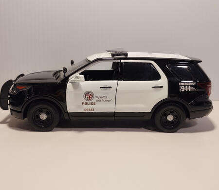1:24 Model Car