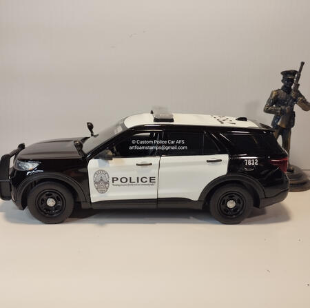 1:24 Model Car